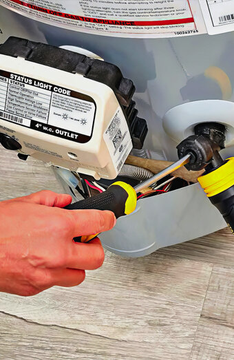 https://darchhotwater.com.au/uploads/2025/06/hot-water-installs-91973.jpg