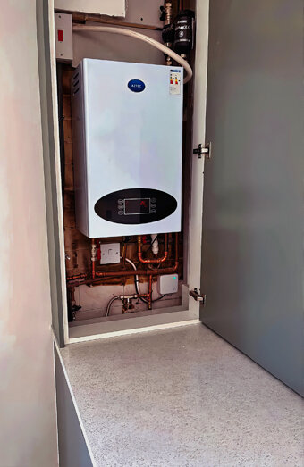 https://darchhotwater.com.au/uploads/2025/06/instant-hot-water-systems-44293.jpg