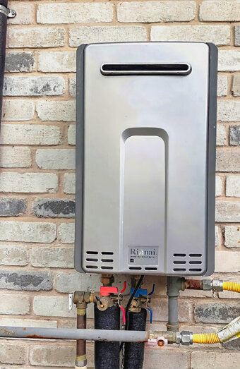 https://darchhotwater.com.au/uploads/2025/06/instant-hot-water-systems-48570.jpg